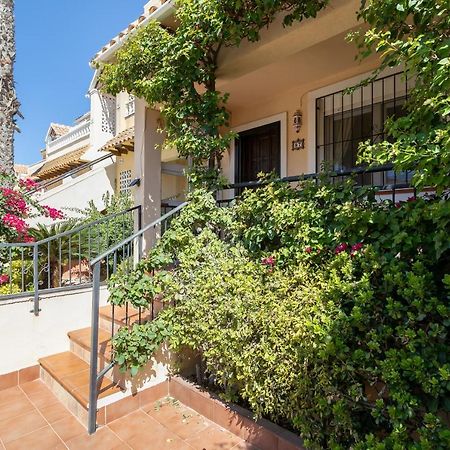 Heads 2 Holiday Homes Apartment Villamartin  Buitenkant foto