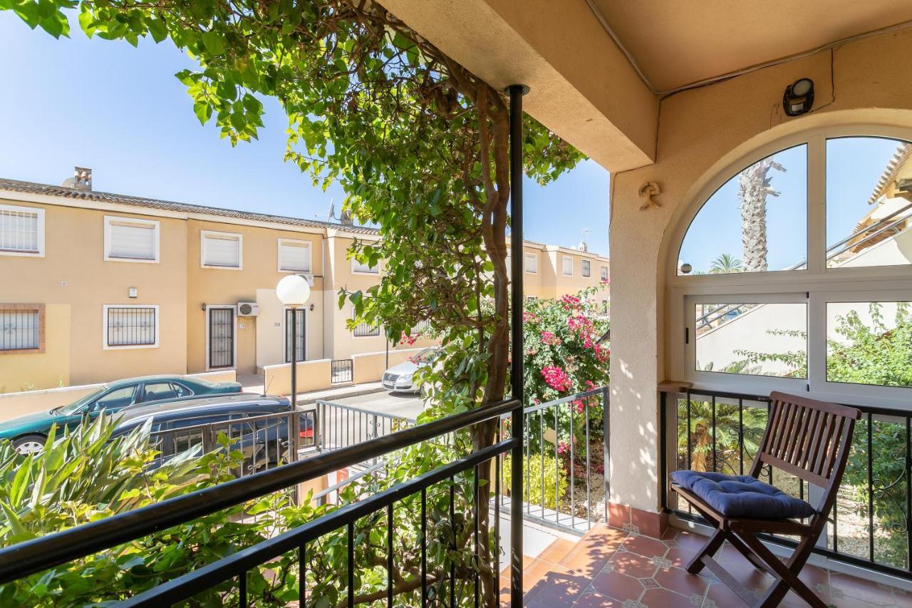 Heads 2 Holiday Homes Apartment Villamartin  Buitenkant foto