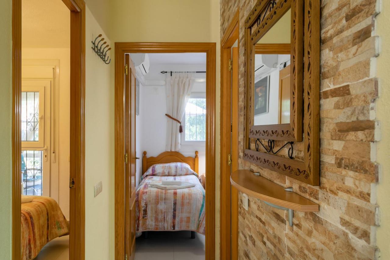 Heads 2 Holiday Homes Apartment Villamartin  Buitenkant foto