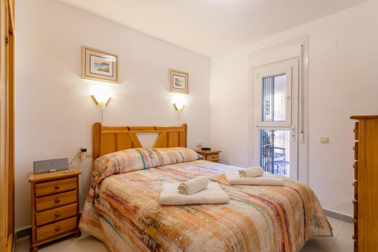Heads 2 Holiday Homes Apartment Villamartin  Buitenkant foto